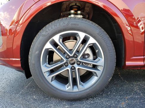 New 2025 Audi Q5 Premium Plus image 12