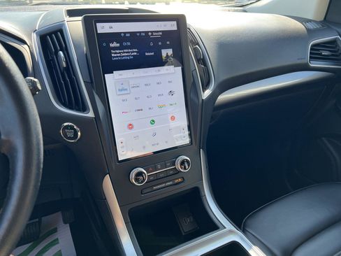 Used 2023 Ford Edge SEL image 23