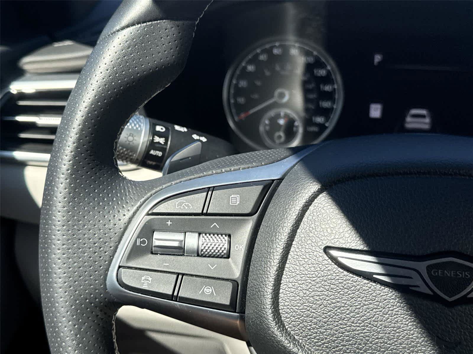 Used 2025 Genesis G70 2.5T AWD/4WD image 18