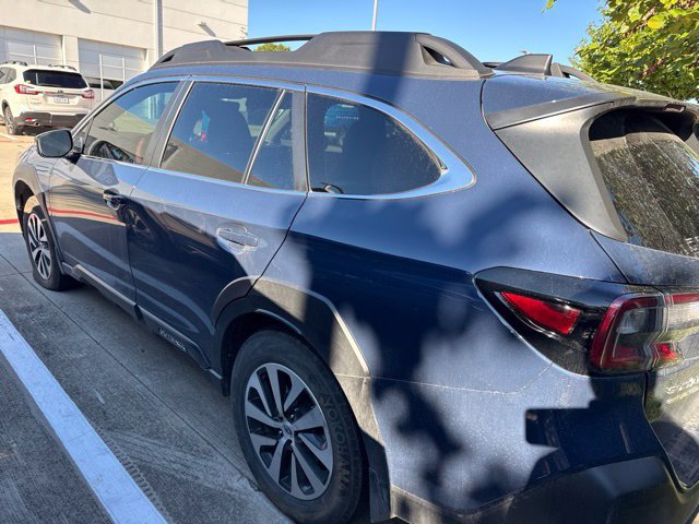 Used 2025 Subaru Outback Premium AWD/4WD image 3