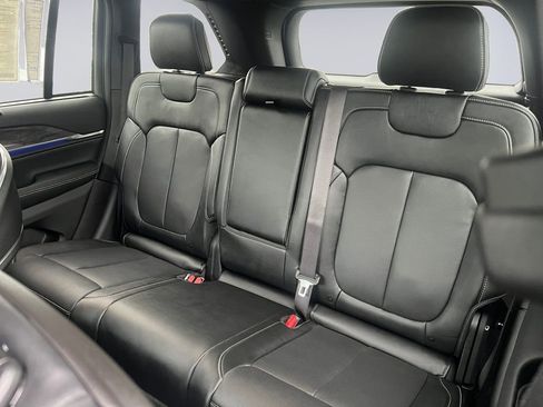 New 2025 Jeep Grand Cherokee Overland w/ Adv Protech Group III image 17