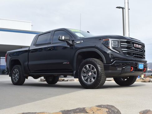 Certified 2025 GMC Sierra 1500 AT4 w/ Technology Package image 3