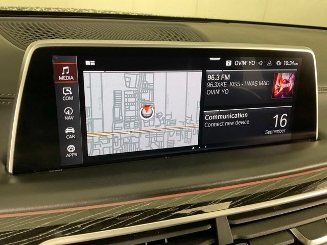 Used 2022 BMW 750i xDrive w/ Executive Package AWD/4WD image 13