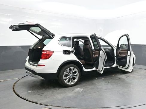 Used 2017 BMW X3 xDrive28i image 42