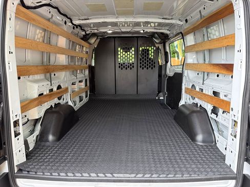 Used 2025 Ford Transit 250 Low Roof w/ Exterior Upgrade Package RWD image 28