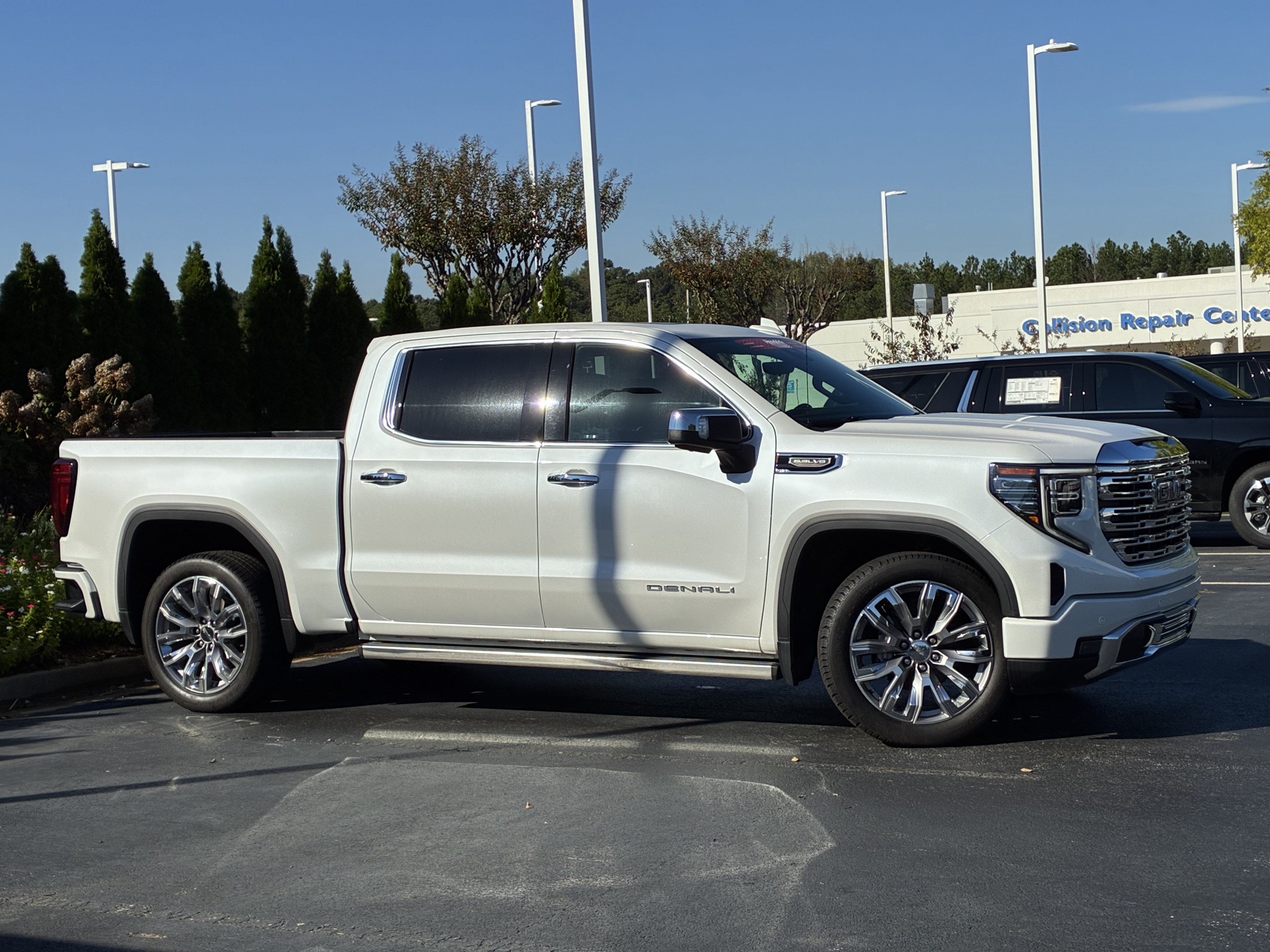 Used 2024 GMC Sierra 1500 Denali w/ Denali Reserve Package RWD image 3