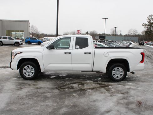 New 2026 Toyota Tundra SR image 5