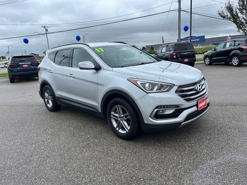 Used 2017 Hyundai Santa Fe Sport FWD image 9
