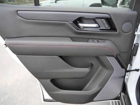 New 2026 GMC Yukon AT4 Ultimate AWD/4WD image 38