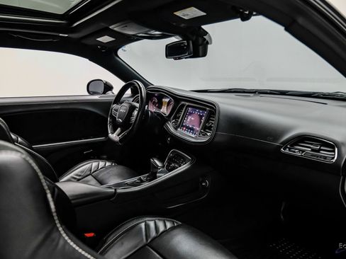 Used 2020 Dodge Challenger SRT Hellcat Redeye image 54