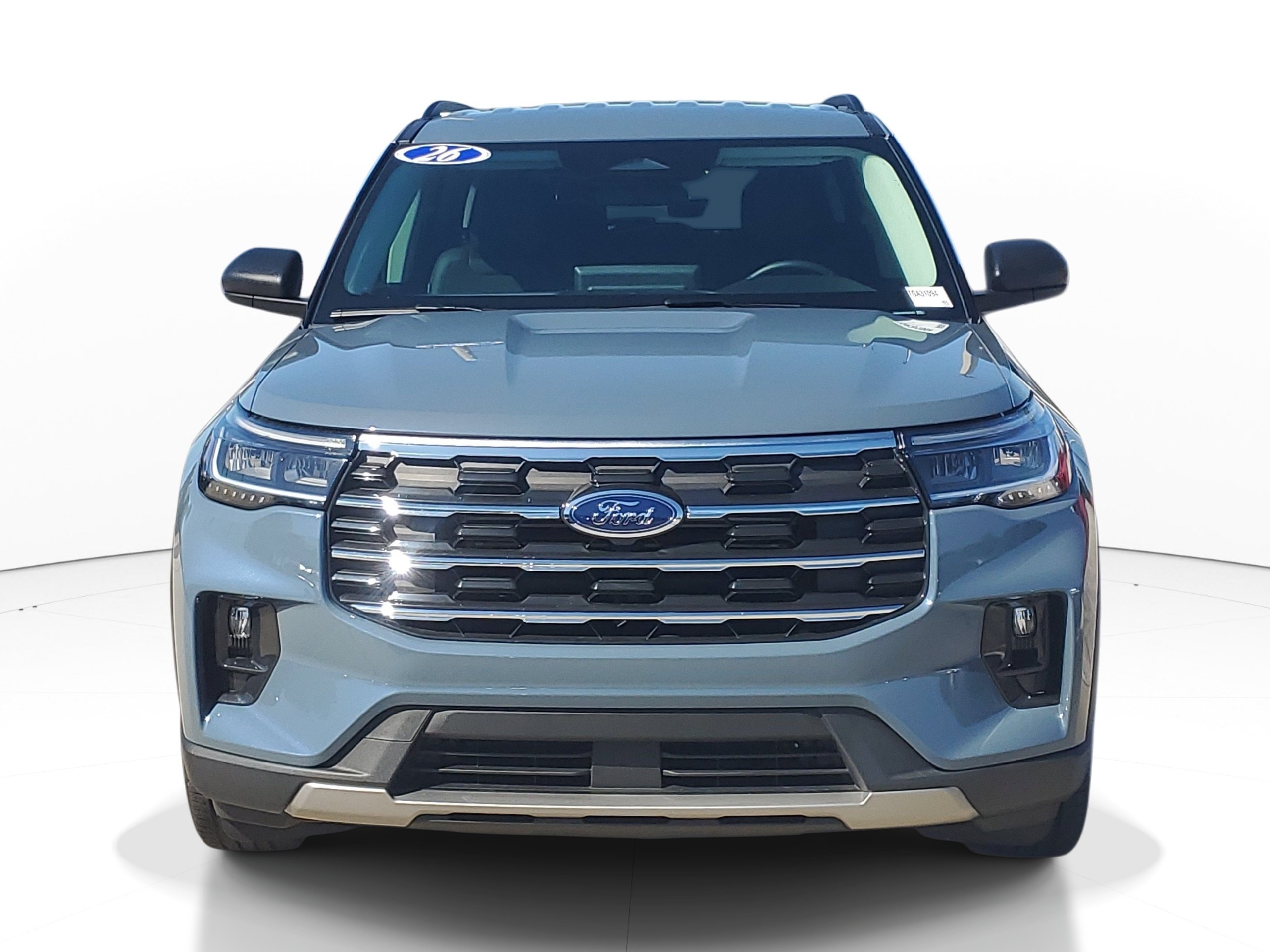 Used 2026 Ford Explorer Active w/ Active Comfort Package RWD image 2