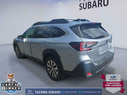 Used 2024 Subaru Outback Premium AWD/4WD image 3