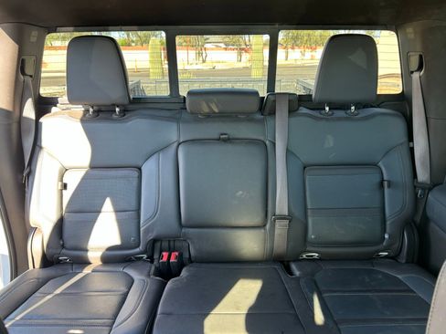 Used 2020 GMC Sierra 2500 Denali image 16