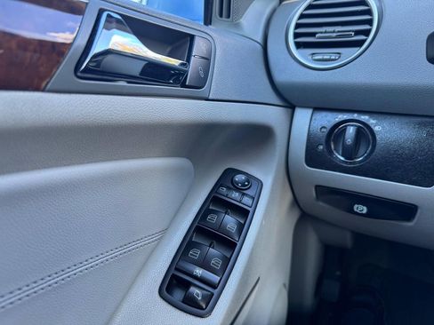 Used 2011 Mercedes-Benz ML 350 BlueTEC 4MATIC w/ Premium 2 Pkg image 37