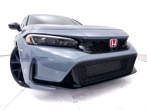 Used 2023 Honda Civic Type R image 6