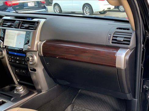Used 2023 Toyota 4Runner Limited image 19