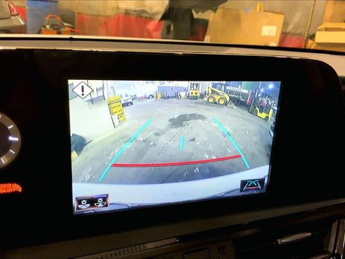 Certified 2022 Lexus ES 350 w/ Premium Package image 26