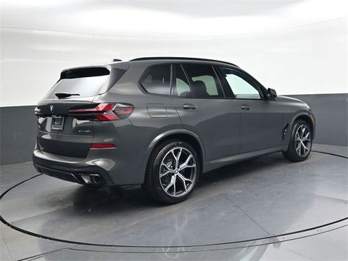 New 2026 BMW X5 xDrive40i w/ M Sport Package image 4