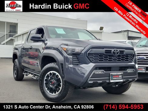 Used 2025 Toyota Tacoma TRD Off-Road AWD/4WD image 1