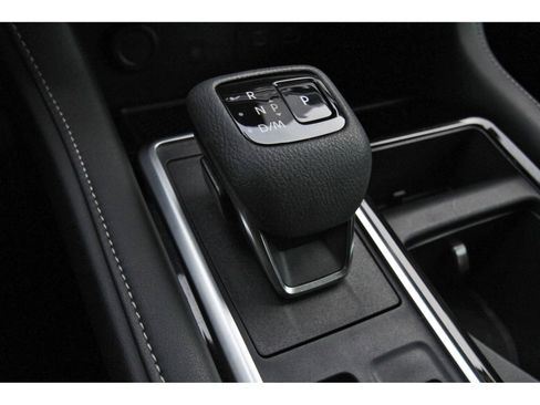 Used 2024 Nissan Pathfinder SL w/ SL Premium Package image 30