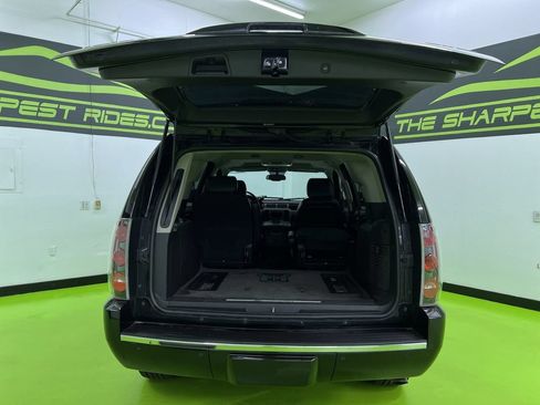 Used 2010 GMC Yukon Denali AWD/4WD image 9