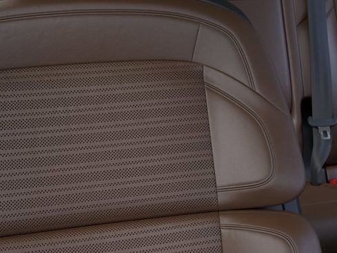 New 2026 Lincoln Nautilus Reserve AWD/4WD image 13