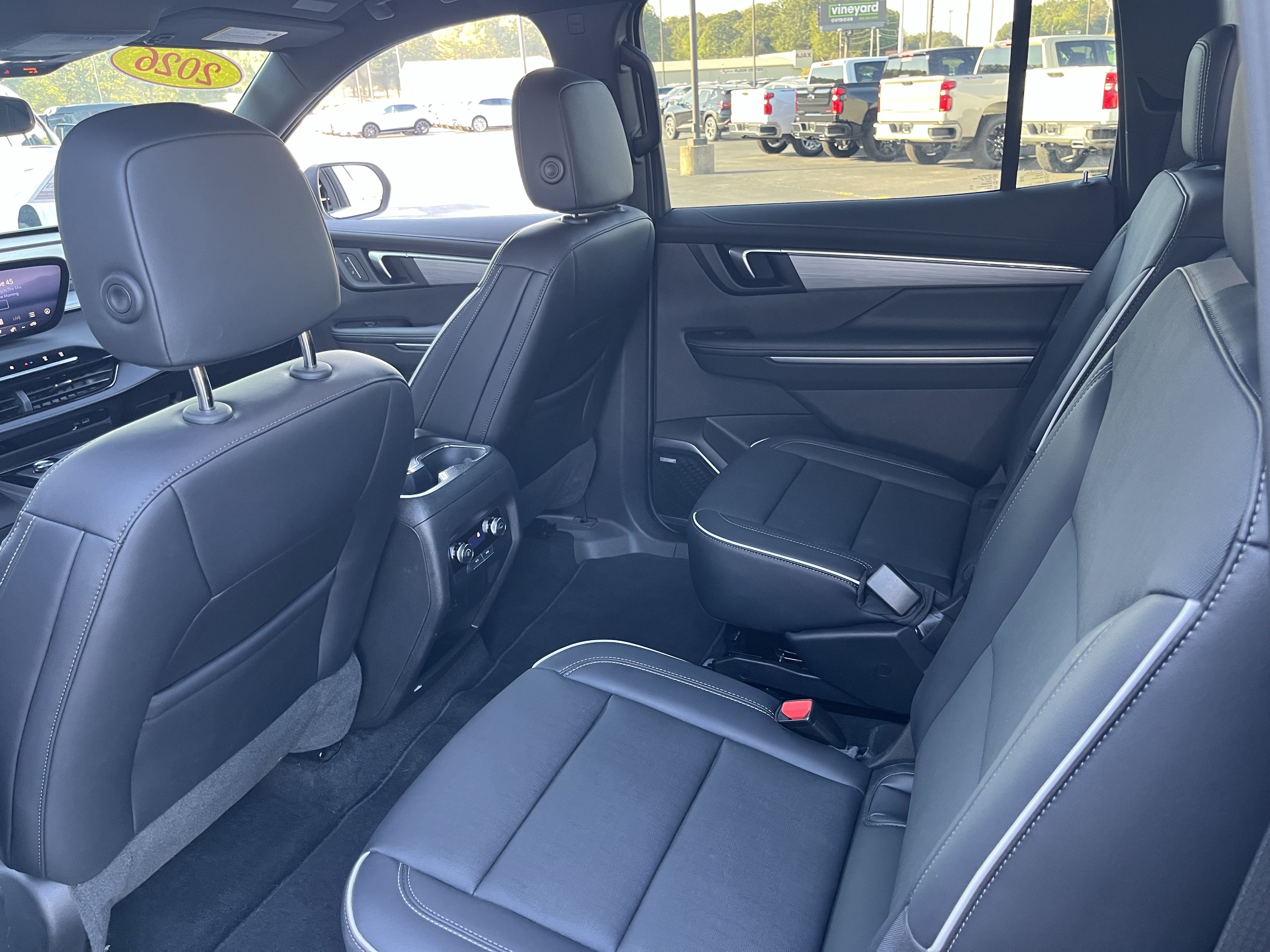 Used 2026 Buick Enclave Preferred FWD image 7