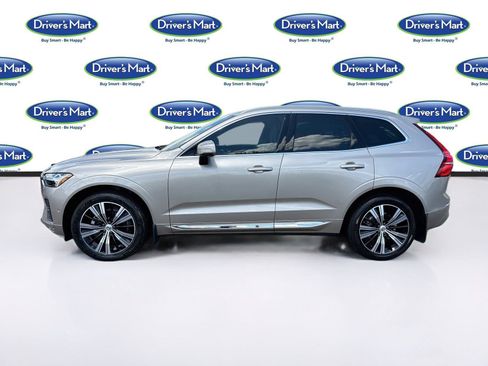 Used 2023 Volvo XC60 B5 Plus AWD/4WD image 4