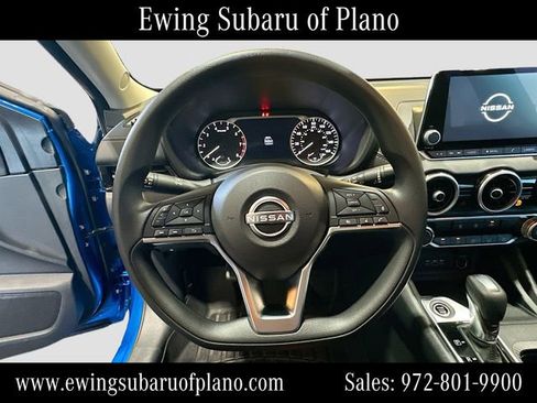 Used 2024 Nissan Sentra SV FWD image 11