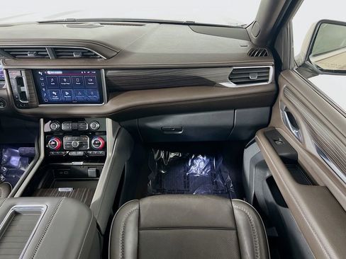 Used 2023 GMC Yukon XL Denali w/ LPO, Floor Liner Package image 25
