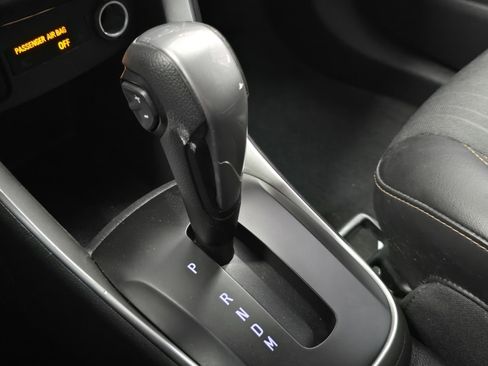 Used 2019 Chevrolet Trax LT w/ Driver Confidence Package image 28