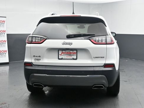 Used 2019 Jeep Cherokee Limited image 8
