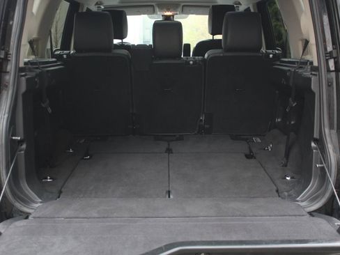 Used 2011 Land Rover LR4 HSE LUX image 13