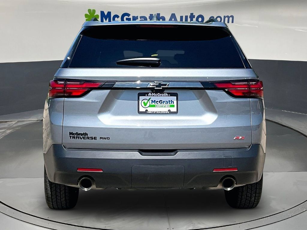 Used 2023 Chevrolet Traverse RS w/ LPO, Floor Liner Package AWD/4WD image 6
