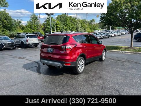 Used 2017 Ford Escape Titanium FWD image 5