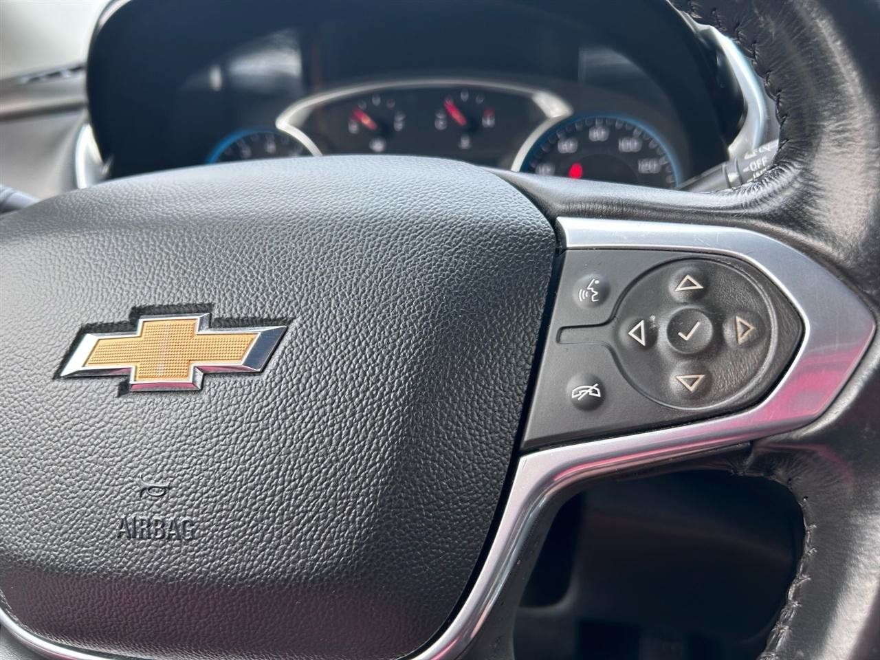 Used 2021 Chevrolet Traverse LT AWD/4WD image 23