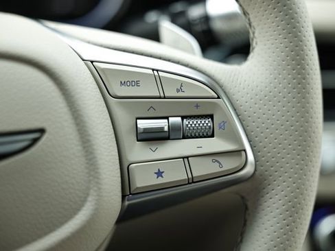 New 2026 Genesis G70 2.5T Prestige image 32