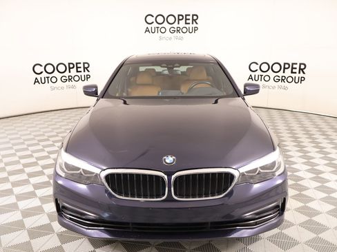 Used 2019 BMW 530e xDrive w/ Convenience Package image 10
