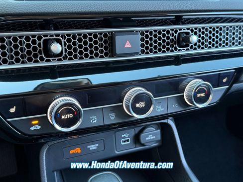 Certified 2024 Honda Civic EX image 25