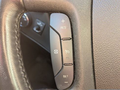 Used 2021 Chevrolet Express 3500 w/ Power Convenience Package image 24