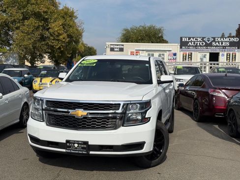 Used 2017 Chevrolet Tahoe 2WD w/ Remote Keyless Entry Package image 4