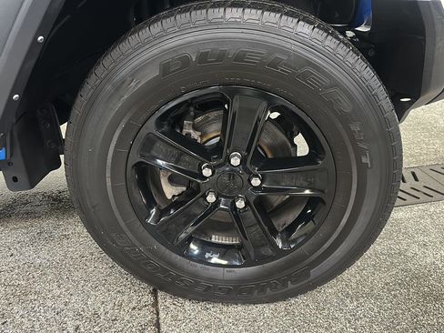 Used 2022 Jeep Wrangler Unlimited Sport image 12