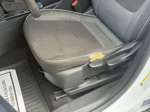 Used 2023 Chevrolet TrailBlazer LS AWD/4WD image 13
