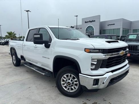 Used 2025 Chevrolet Silverado 2500 LT w/ Convenience Package AWD/4WD image 1