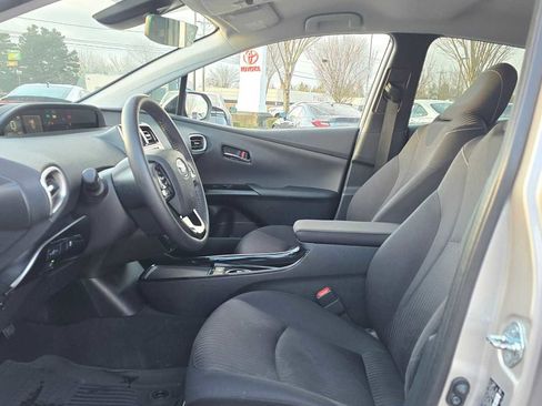 Used 2022 Toyota Prius Prime LE image 24
