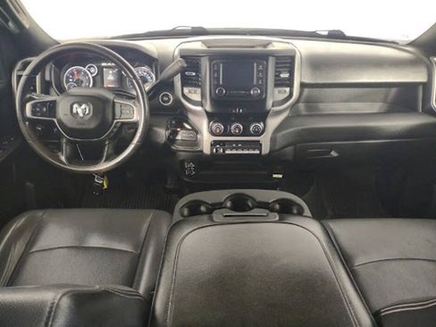 Used 2024 RAM 2500 Tradesman w/ Chrome Appearance Group AWD/4WD image 16
