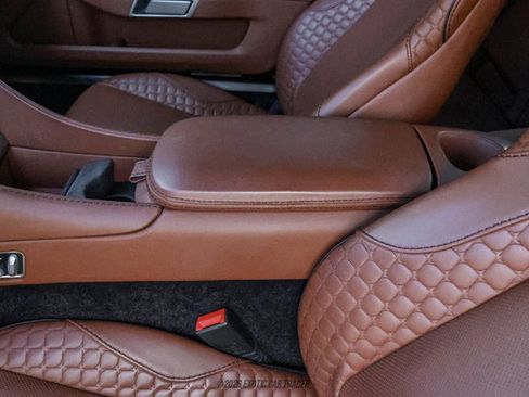 Used 2015 Aston Martin Vanquish Coupe RWD image 25