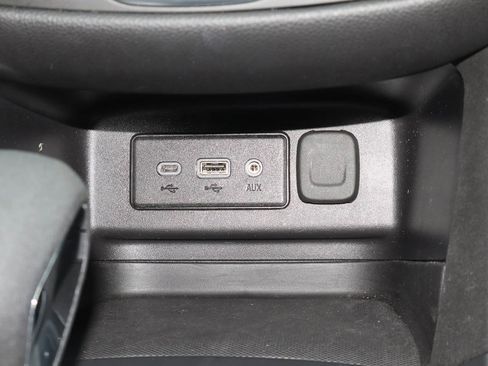 Used 2024 Chevrolet Equinox LT AWD/4WD image 22