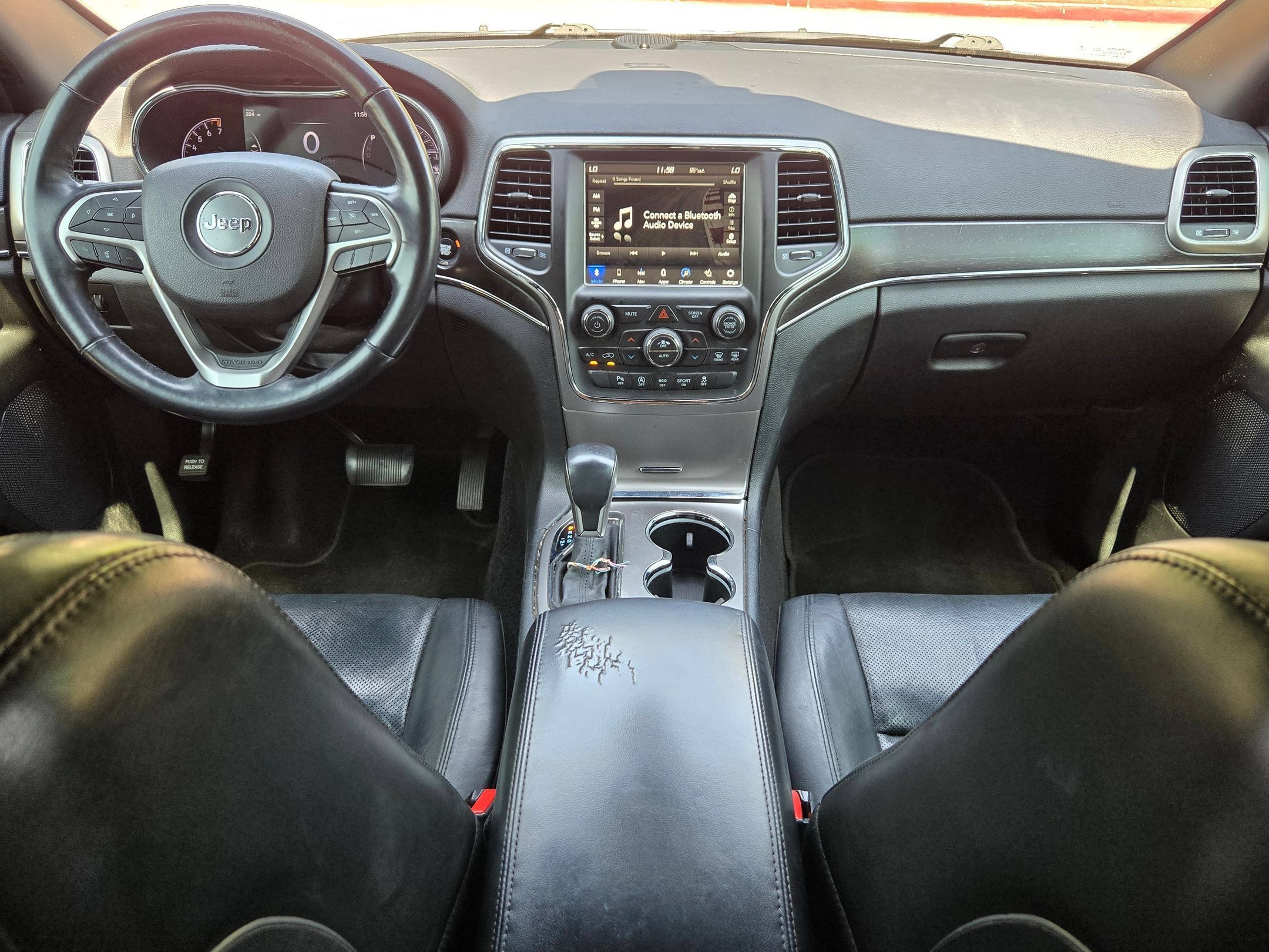 Used 2018 Jeep Grand Cherokee Limited w/ Luxury Group II RWD image 16