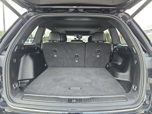 Used 2023 Jeep Grand Cherokee Altitude image 15